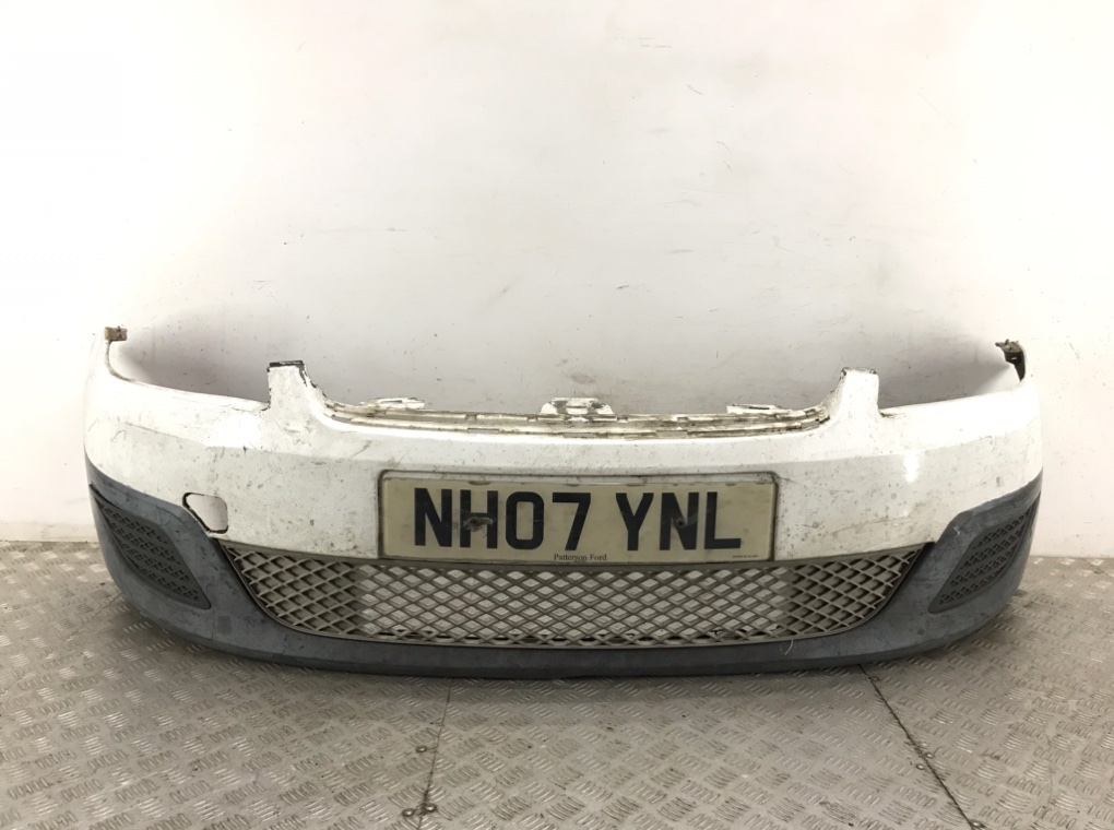 Бампер передний для Ford Fiesta, 2007 г. 1.4 дизель б/у