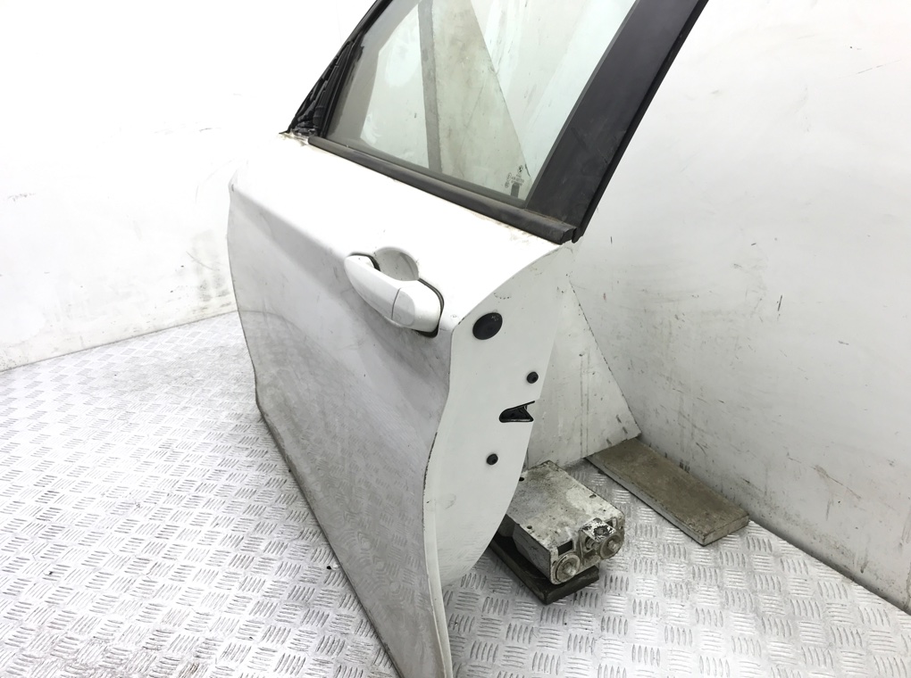 Дверь передняя левая для BMW 1 F20/F21, 2013 г. 2.0 TD дизель б/у — фото 3
