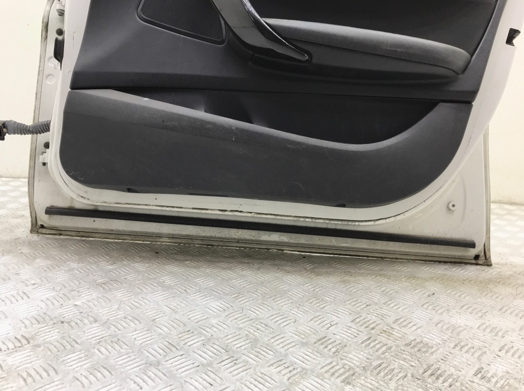 Дверь передняя правая для BMW 1 F20/F21, 2013 г. 2.0 TD дизель б/у — фото 5
