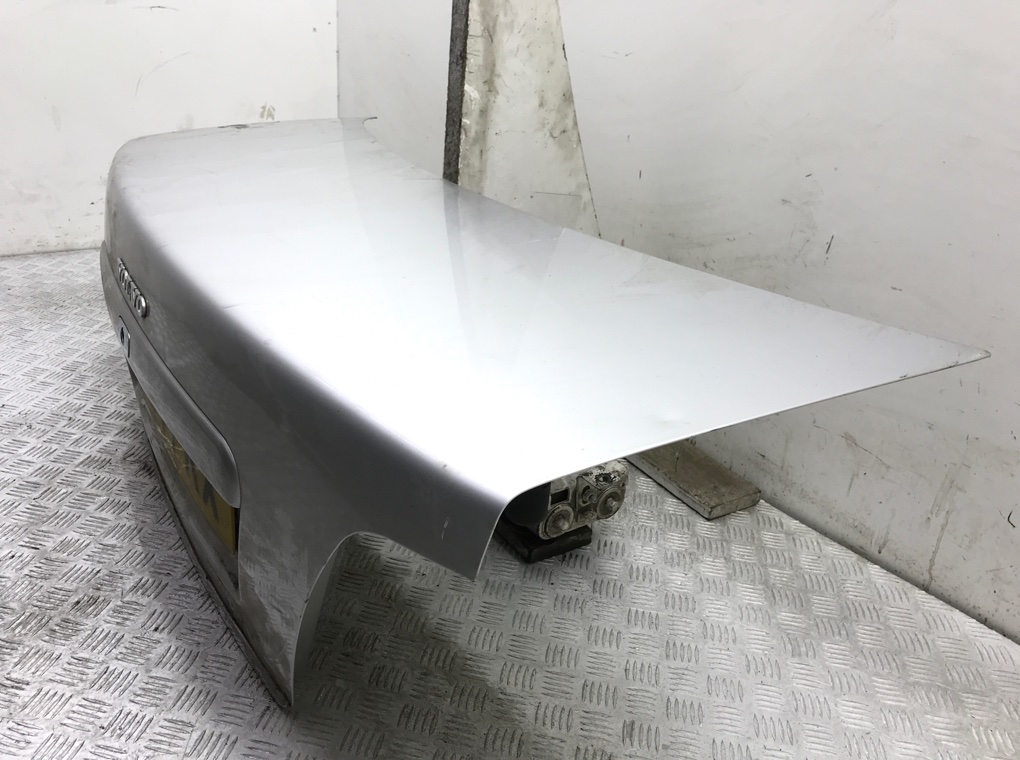 Крышка багажника для Volvo S40, 2004 г. 1.9 Di дизель б/у — фото 4
