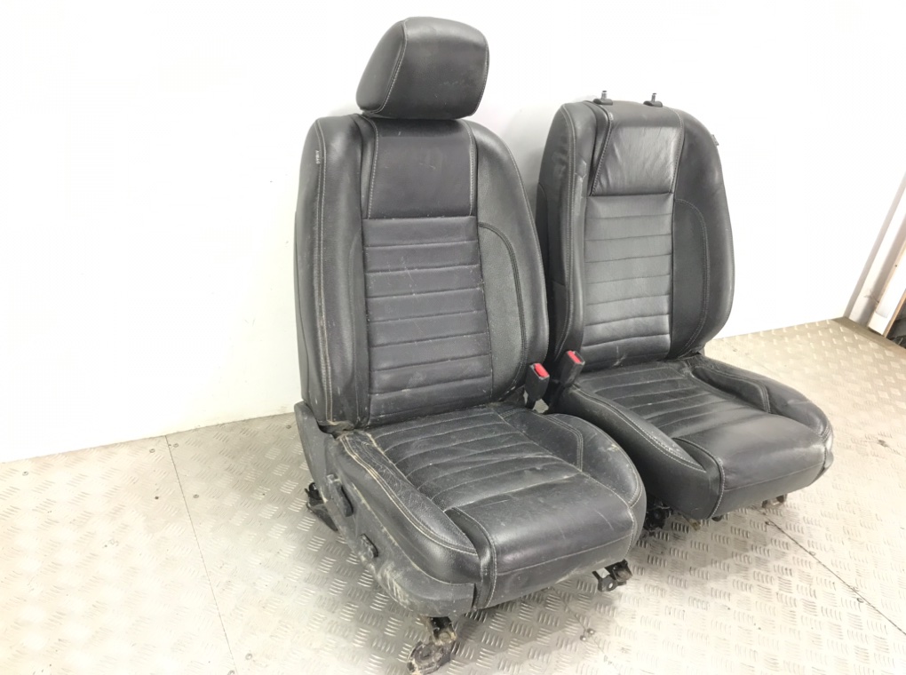 Салон (комплект сидений) для Ford Mustang, 2009 г. 4.6 i бензин б/у — фото 4