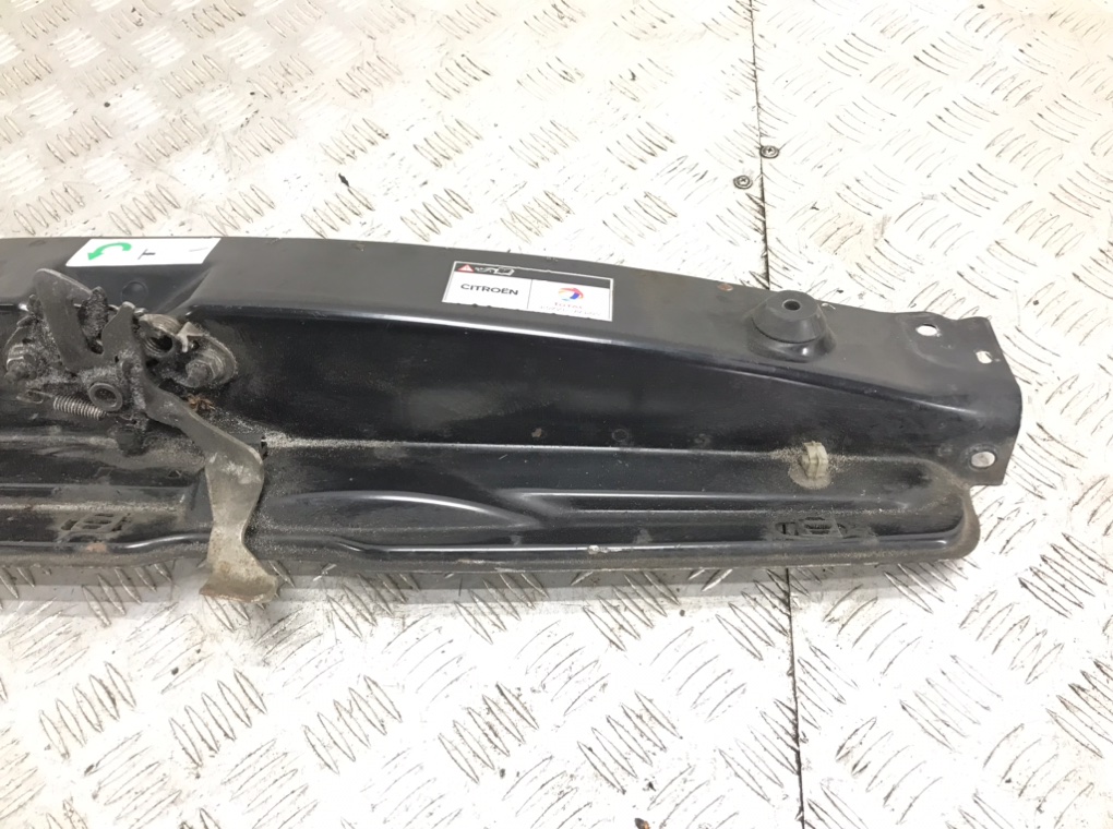 Планка под капот для Citroen Xsara Picasso, 2008 г. 1.6 i бензин б/у — фото 3