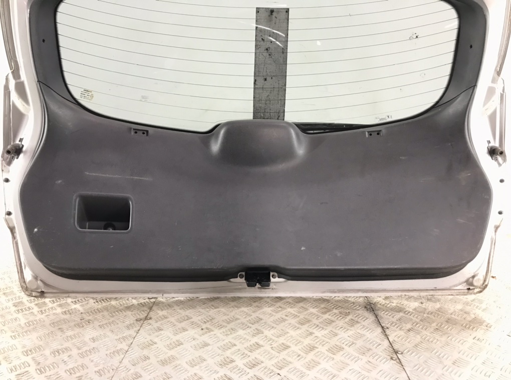 Крышка багажника для Nissan Qashqai, 2007 г. 2.0 DCi дизель б/у — фото 4