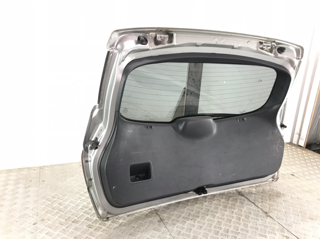 Крышка багажника для Nissan Qashqai, 2007 г. 2.0 DCi дизель б/у — фото 6