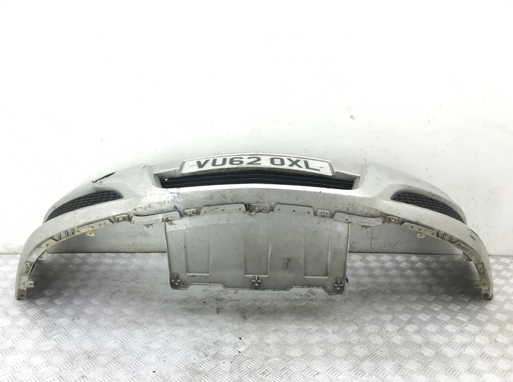 Бампер передний для Opel Astra, 2012 г. 1.7 CDTi дизель б/у — фото 2