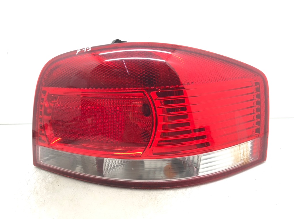 Фонарь задний правый для Audi A3, 2004 г. 2.0 TDi дизель б/у