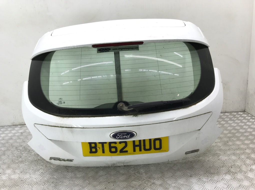 Крышка багажника для Ford Focus, 2012 г. 1.6 TDCi дизель б/у