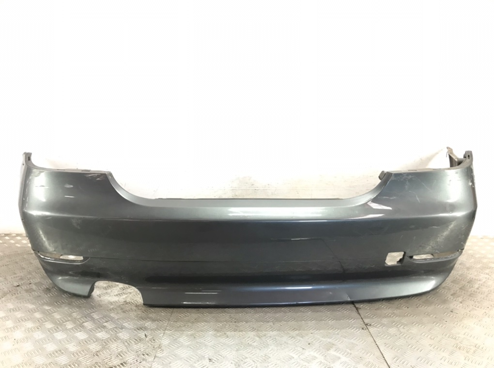 Бампер задний для BMW 5 E60/E61, 2004 г. 2.2 i бензин б/у