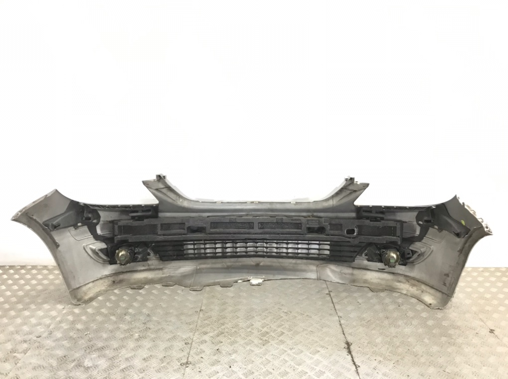 Бампер передний для Mercedes B W245, 2007 г. 2.0 CDi дизель б/у — фото 4