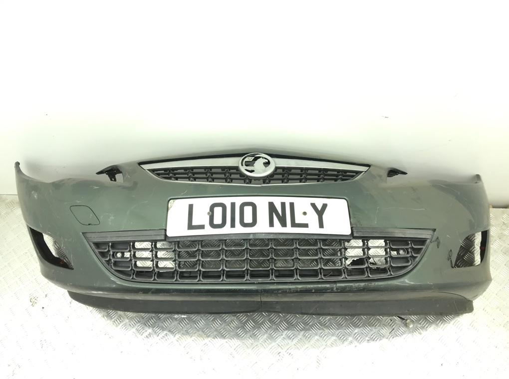 Бампер передний для Opel Astra, 2010 г. 1.7 CDTi дизель б/у