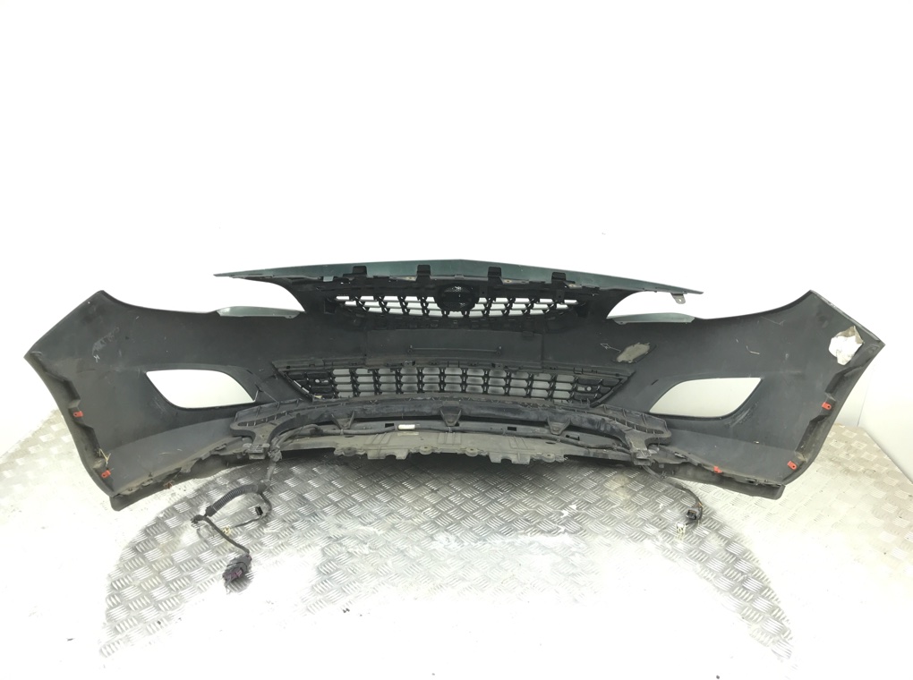 Бампер передний для Opel Astra, 2010 г. 1.7 CDTi дизель б/у — фото 5