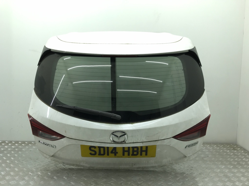 Крышка багажника для Mazda 3, 2014 г. 2.2 TD дизель б/у