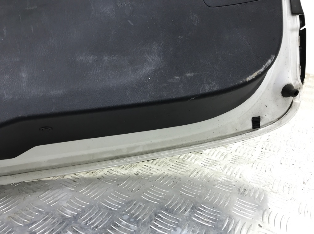 Крышка багажника для Mazda 3, 2014 г. 2.2 TD дизель б/у — фото 5