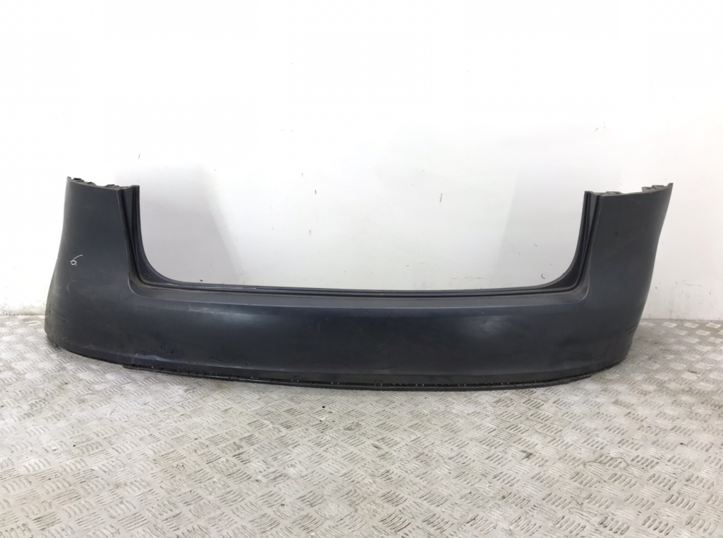 Бампер задний для Volkswagen Golf Plus, 2005 г. 1.9 TDi дизель б/у