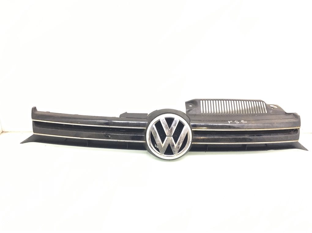 Решетка радиатора для Volkswagen Golf, 2011 г. 1.6 TDi дизель б/у