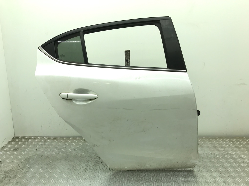 Дверь задняя правая для Mazda 3, 2014 г. 2.2 TD дизель б/у