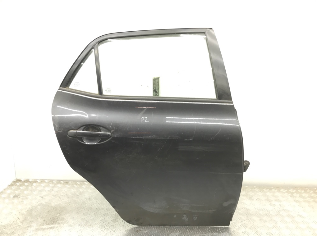 Дверь задняя правая для Toyota Auris, 2012 г. 1.4 D-4D дизель б/у