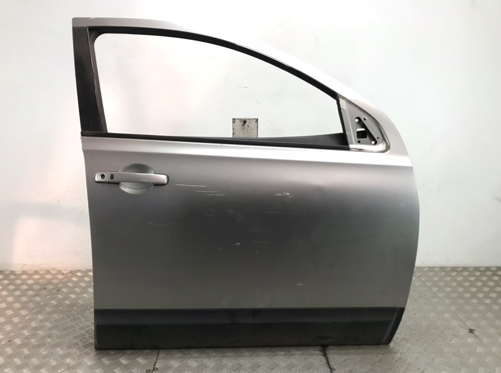 Дверь передняя правая для Nissan Qashqai, 2007 г. 2.0 DCi дизель б/у