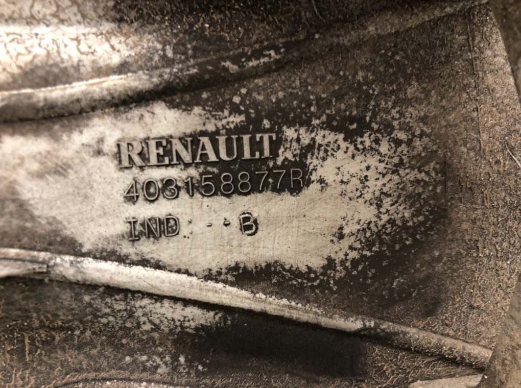 Колпак колесный для Renault Clio, 2010 г. 1.2 i бензин б/у — фото 6