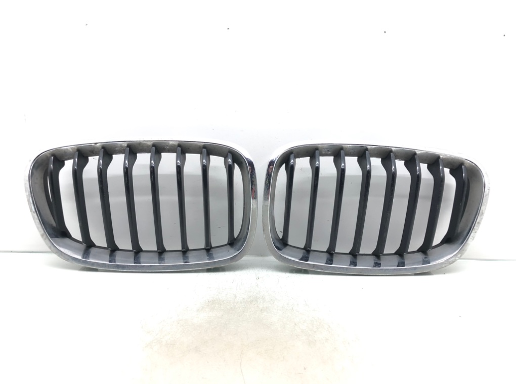 Решетка радиатора для BMW 1 F20/F21, 2011 г. 2.0 TD дизель б/у