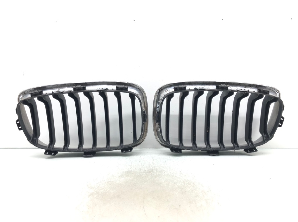 Решетка радиатора для BMW 1 F20/F21, 2011 г. 2.0 TD дизель б/у — фото 2
