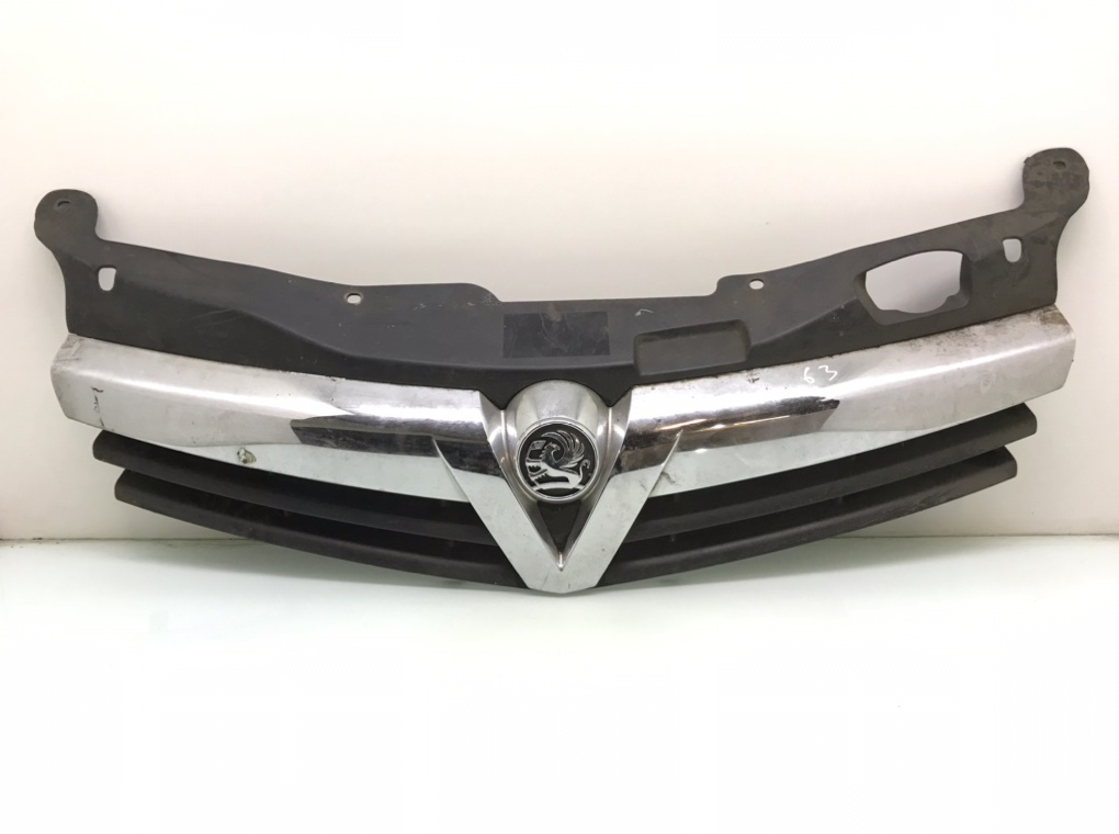 Решетка радиатора для Opel Astra, 2005 г. 1.6 i бензин б/у