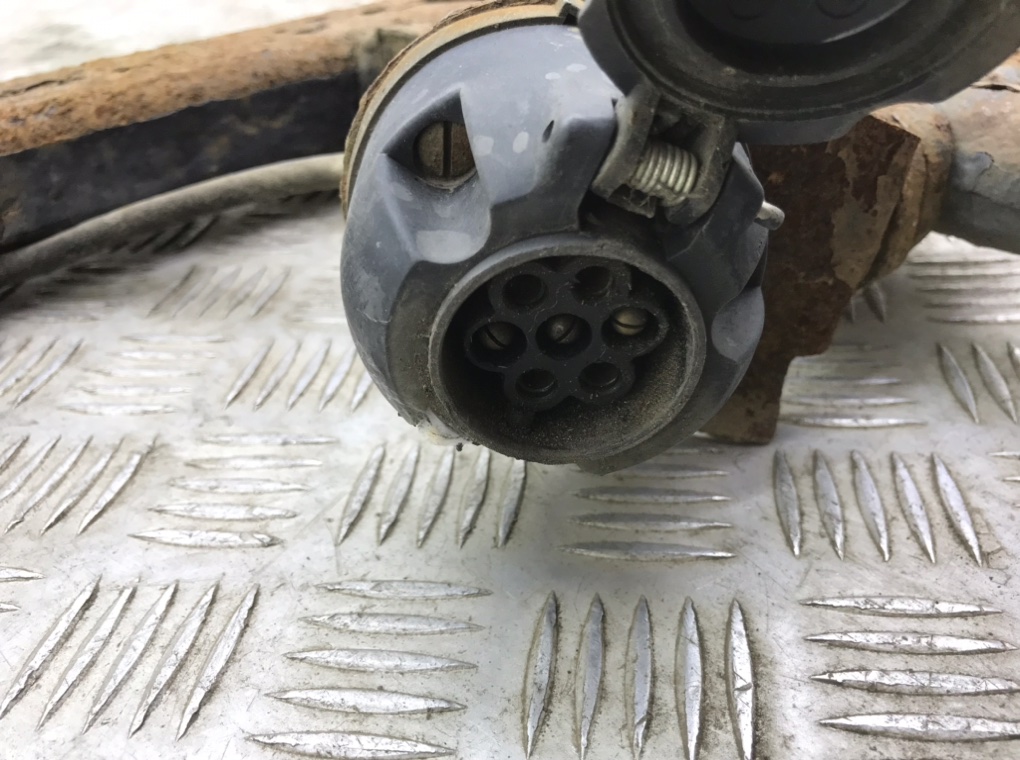 Прицепное устройство (фаркоп) для Hyundai i30, 2010 г. 1.4 i бензин б/у — фото 5