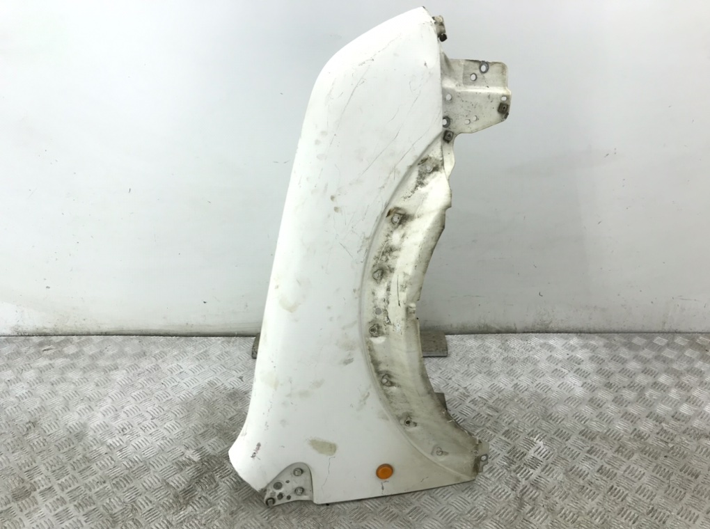 Крыло переднее правое для Ford Transit Connect, 2005 г. 1.8 TDDi дизель б/у