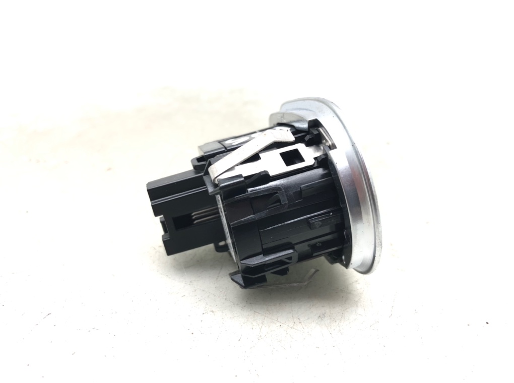 Кнопка запуска двигателя для BMW 1 F20/F21, 2011 г. 2.0 TD дизель б/у — фото 5