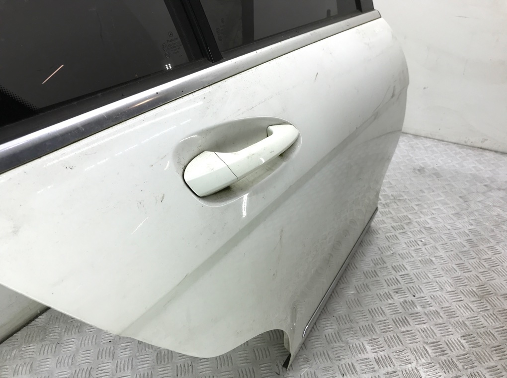Дверь задняя правая для Mercedes C W204, 2008 г. 3.0 CDi дизель б/у — фото 2