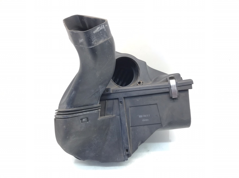 Корпус воздушного фильтра для BMW 1 E87/E81/E82/E88, 2009 г. 2.0 TD дизель б/у
