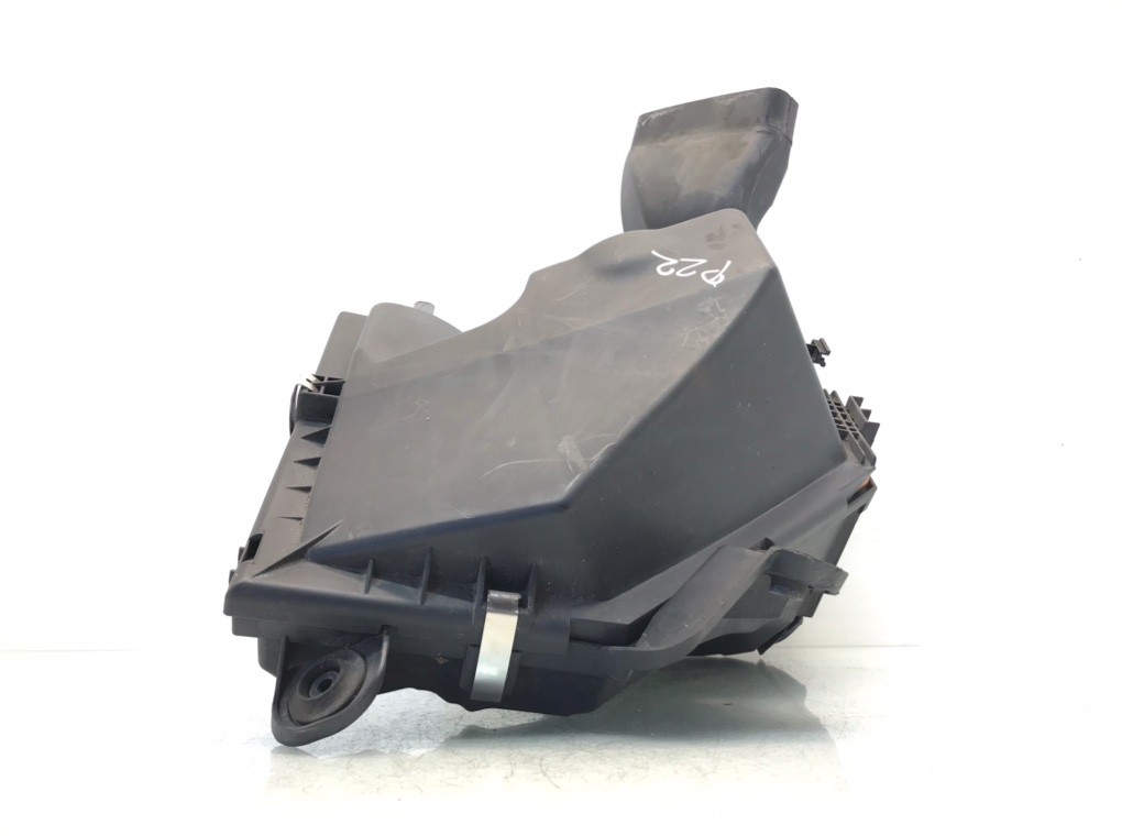 Корпус воздушного фильтра для BMW 1 E87/E81/E82/E88, 2009 г. 2.0 TD дизель б/у — фото 4