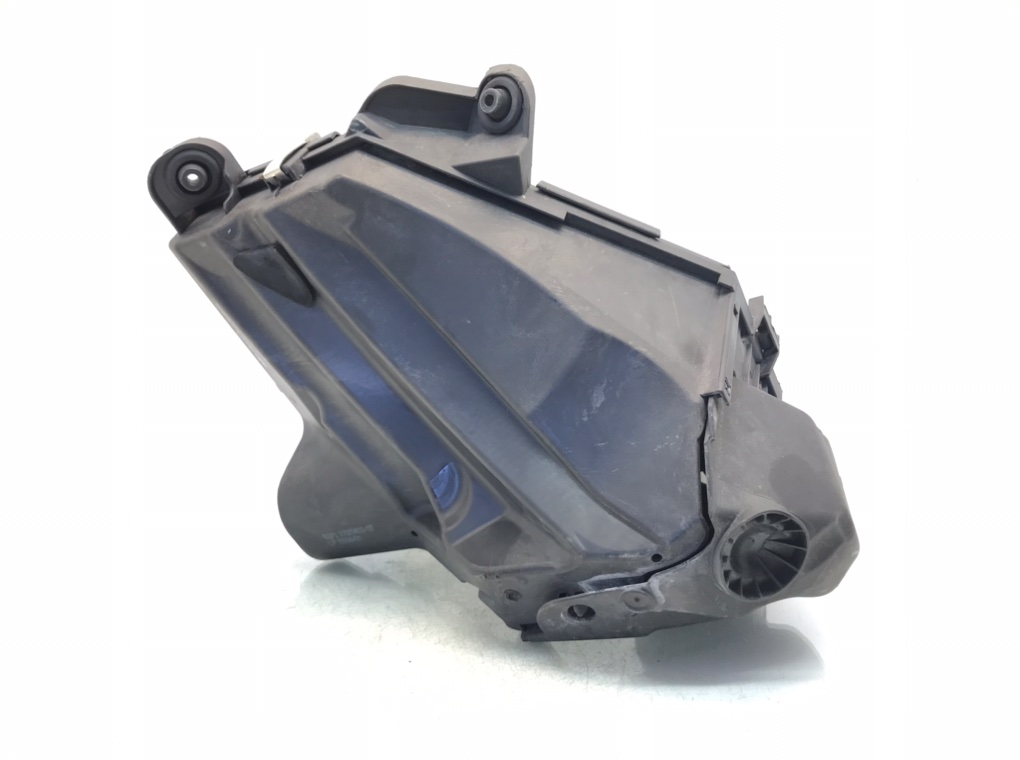 Корпус воздушного фильтра для BMW 1 E87/E81/E82/E88, 2009 г. 2.0 TD дизель б/у — фото 6