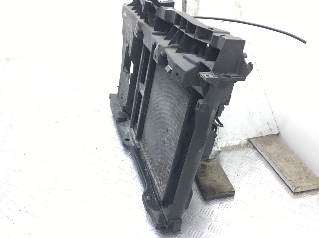 Панель передняя (телевизор) для Peugeot 207, 2009 г. 1.4 i бензин б/у — фото 4