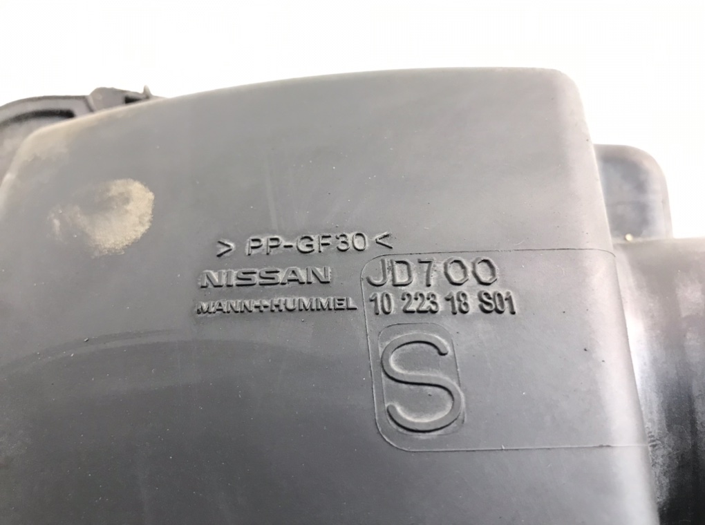 Корпус воздушного фильтра для Nissan Qashqai, 2007 г. 2.0 DCi дизель б/у — фото 7