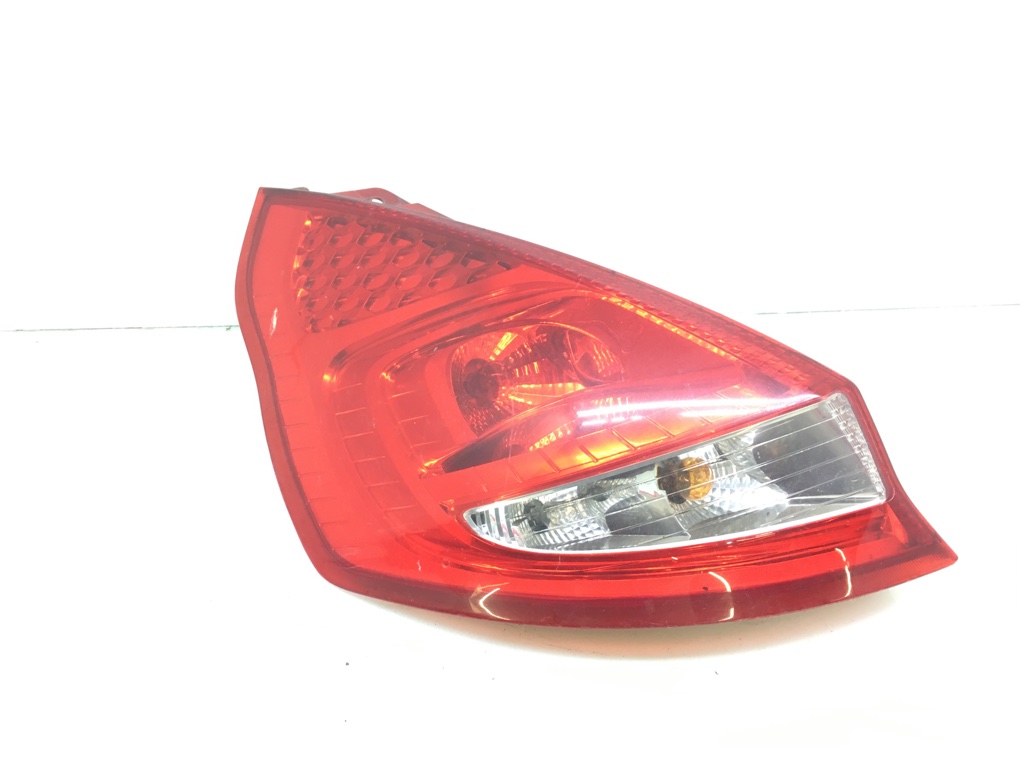 Фонарь задний левый для Ford Fiesta, 2010 г. 1.6 TDCi дизель б/у