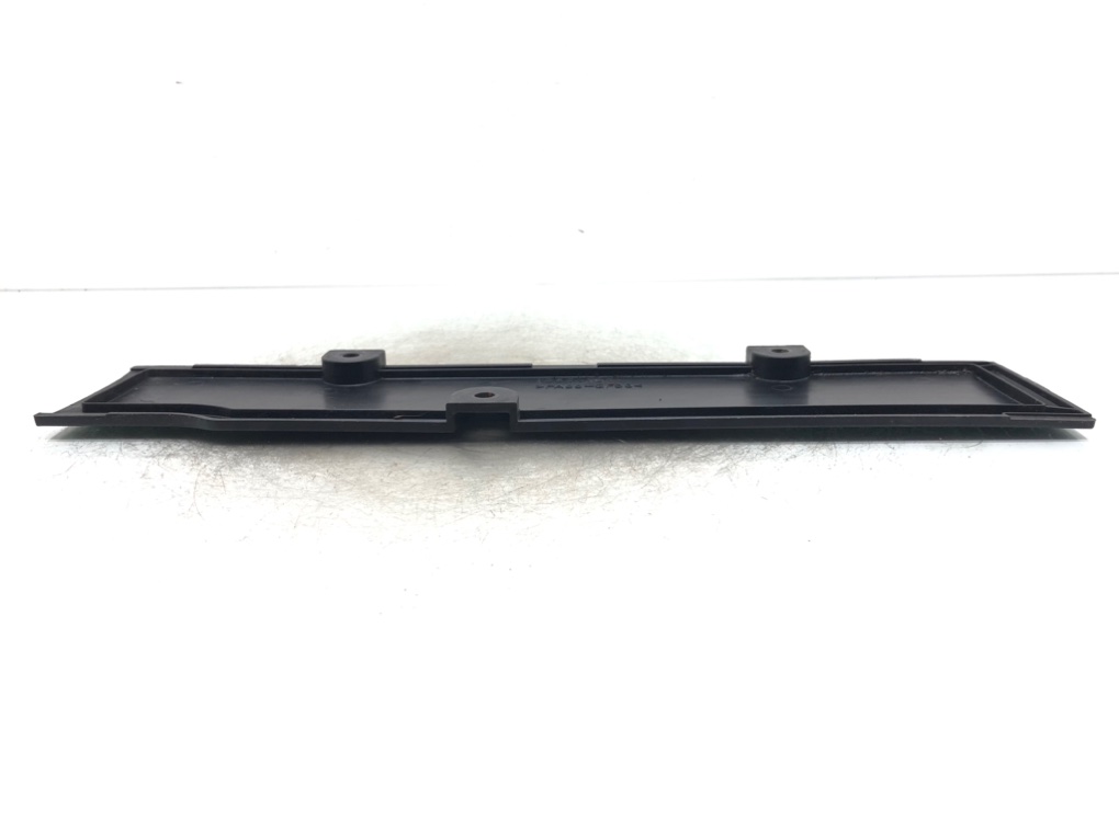 Декоративная крышка двигателя для Mitsubishi Lancer, 2008 г. 1.8 i бензин б/у — фото 4