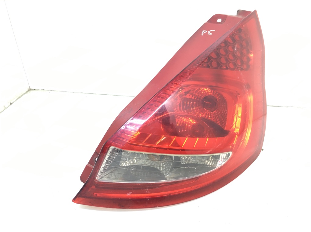 Фонарь задний правый для Ford Fiesta, 2010 г. 1.6 TDCi дизель б/у
