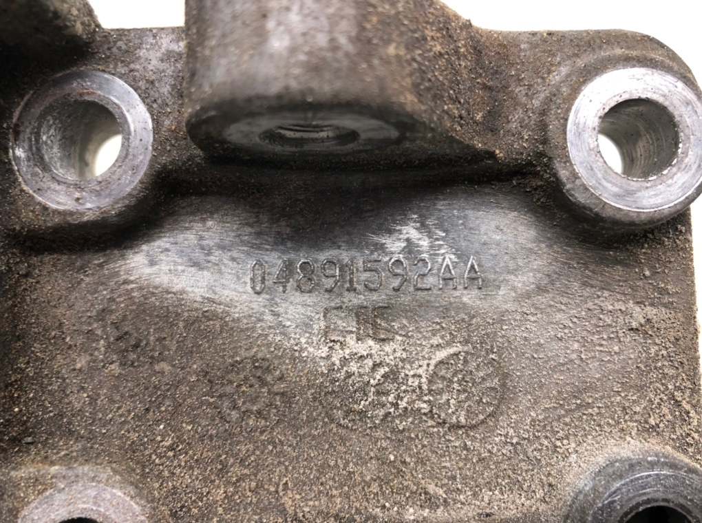 Кронштейн генератора для Mitsubishi Lancer, 2008 г. 1.8 i бензин б/у — фото 7