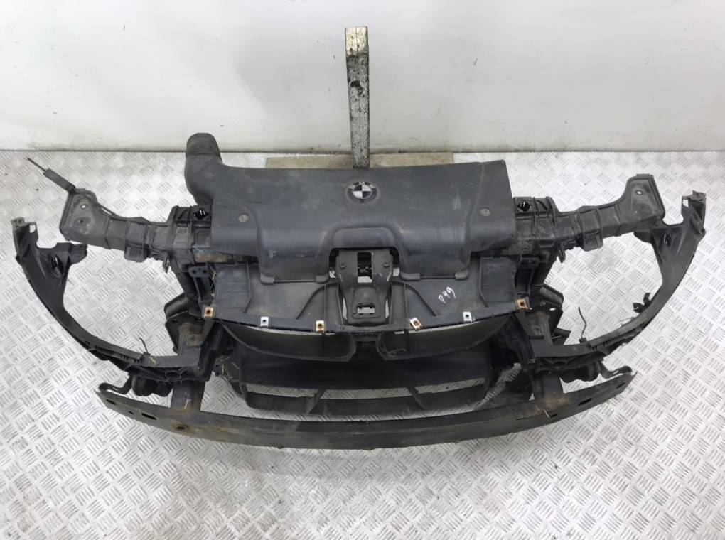 Панель передняя (телевизор) для BMW 1 E87/E81/E82/E88, 2005 г. 2.0 D дизель б/у — фото 2