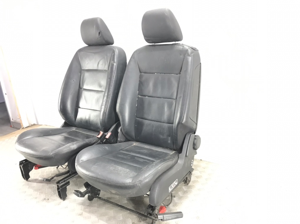 Салон (комплект сидений) для Mercedes B W245, 2007 г. 2.0 CDi дизель б/у — фото 3