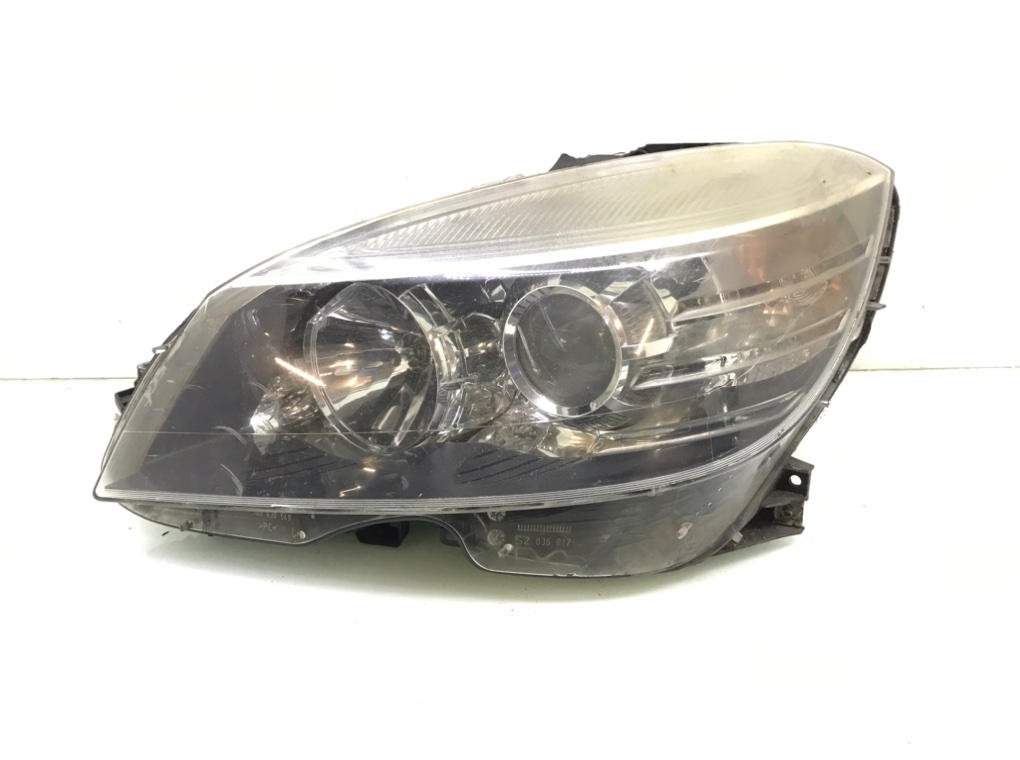 Фара левая для Mercedes CLC CL203, 2008 г. 2.2 CDi дизель б/у