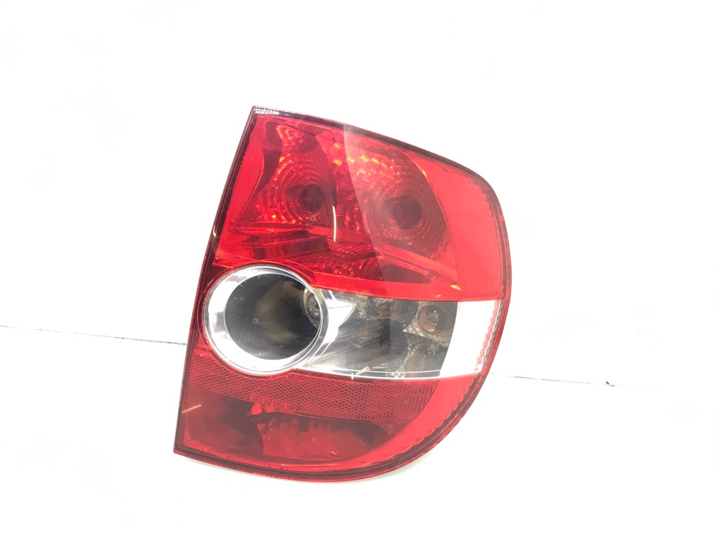 Фонарь задний правый для Volkswagen Fox, 2006 г. 1.2 i бензин б/у