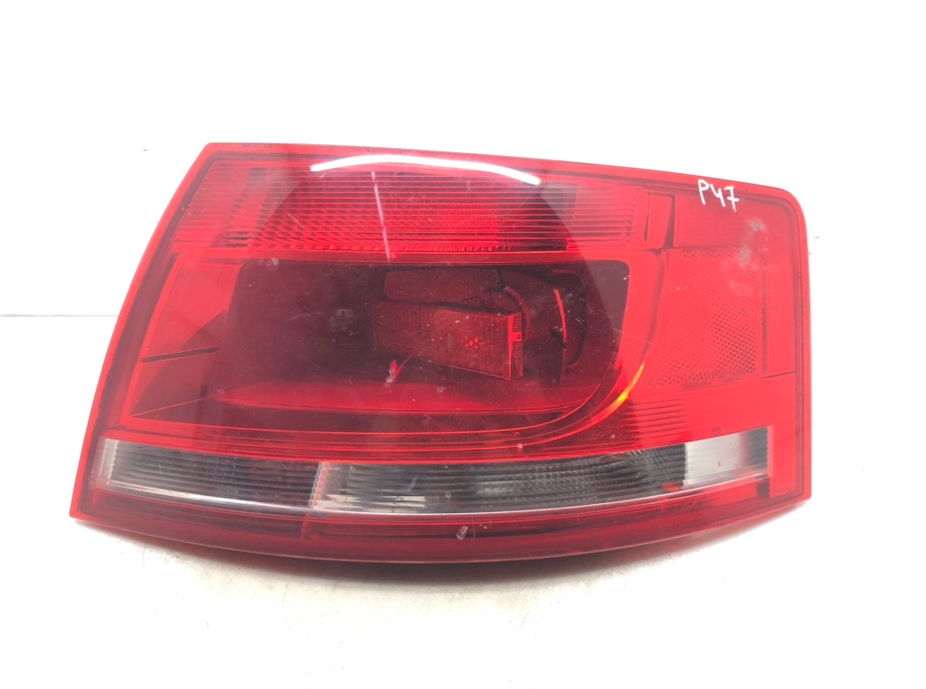 Фонарь задний правый для Audi A4, 2007 г. 2.0 TDi дизель б/у