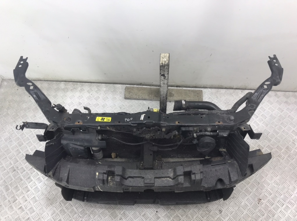 Панель передняя (телевизор) для Nissan Qashqai, 2009 г. 1.5 DCi дизель б/у — фото 2