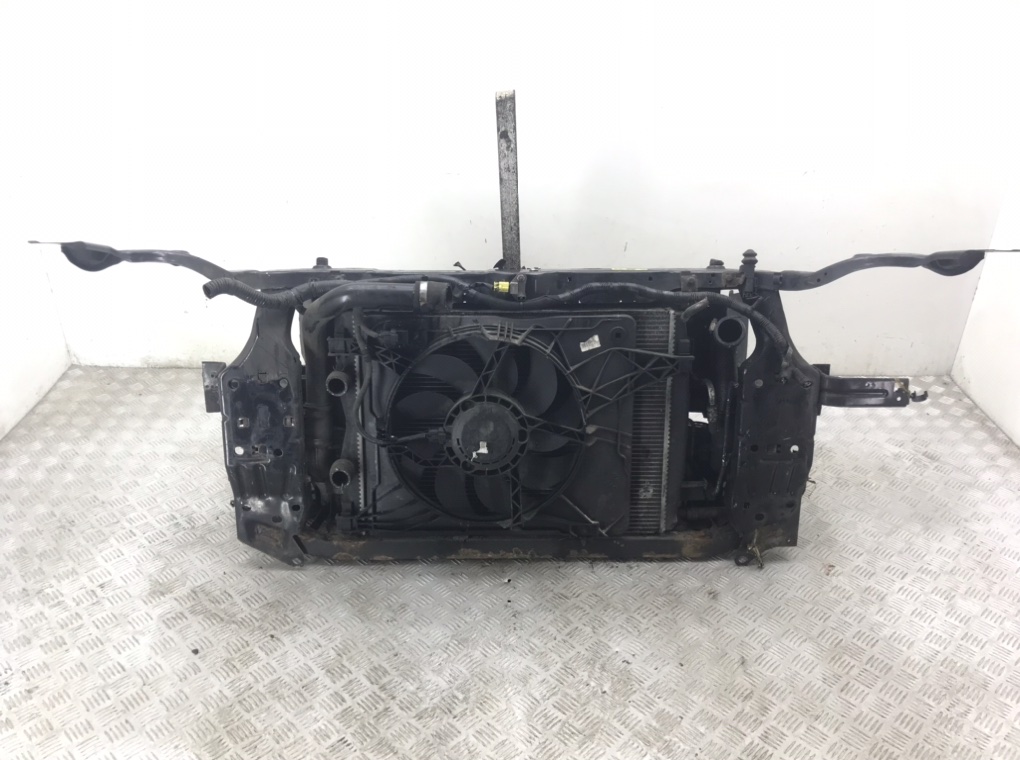 Панель передняя (телевизор) для Nissan Qashqai, 2009 г. 1.5 DCi дизель б/у — фото 5