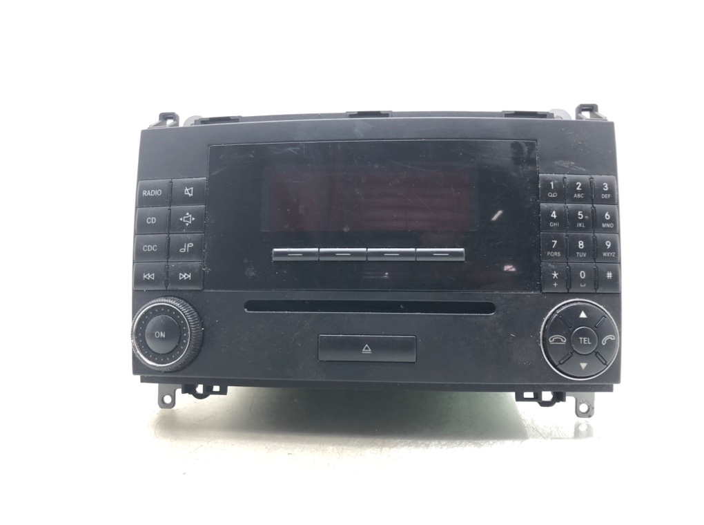 Магнитола для Mercedes B W245, 2007 г. 2.0 CDi дизель б/у