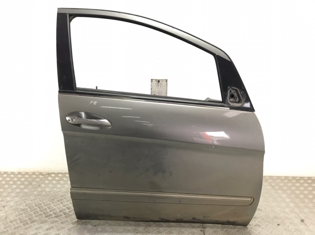 Дверь передняя правая для Mercedes B W245, 2007 г. 2.0 CDi дизель б/у
