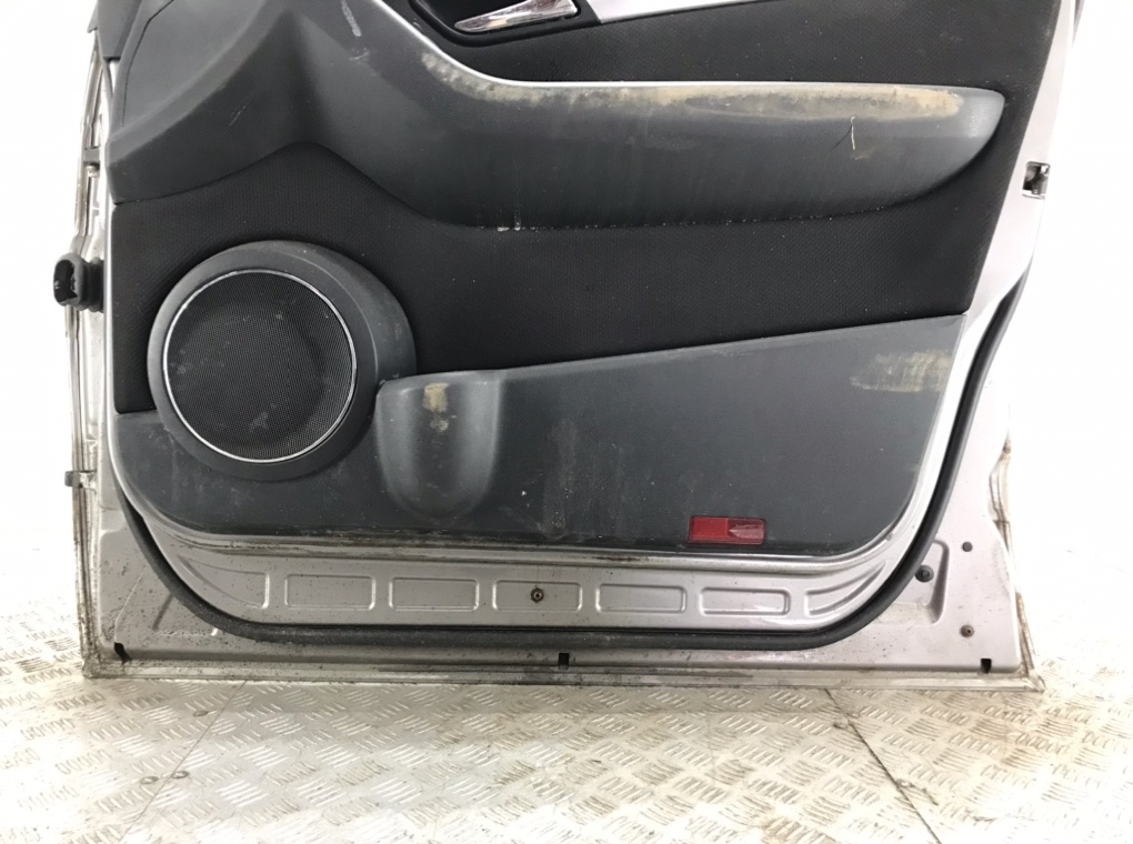 Дверь передняя правая для Mercedes B W245, 2007 г. 2.0 CDi дизель б/у — фото 4