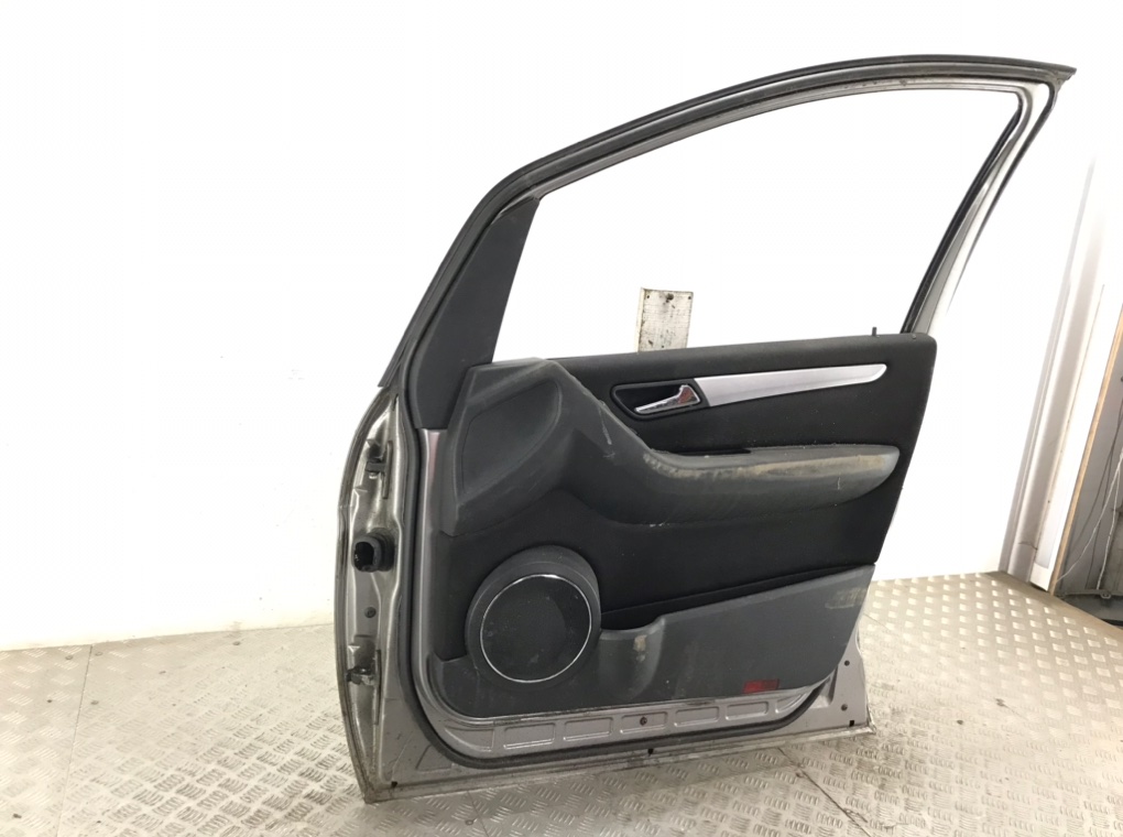 Дверь передняя правая для Mercedes B W245, 2007 г. 2.0 CDi дизель б/у — фото 6